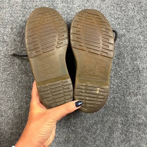 DR MARTENS Kids MADE IN ENGLAND Black Leather Lace Up Oxfords size: 1 - Picture 9 of 10